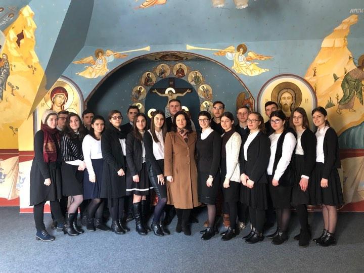Echipajul Seminarului Teologic de la Mănăstirea Neamț - foto: semmnt.ro